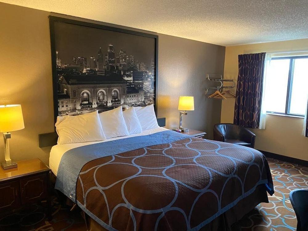 Super 8 By Wyndham Kansas City At Barry Road/Airport Εξωτερικό φωτογραφία