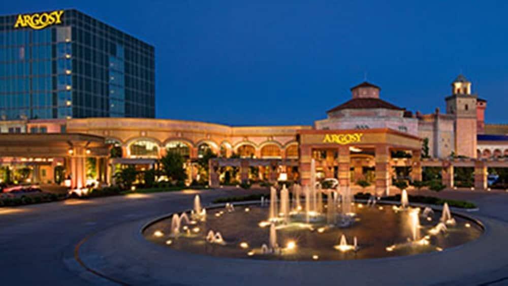 Super 8 By Wyndham Kansas City At Barry Road/Airport Εξωτερικό φωτογραφία