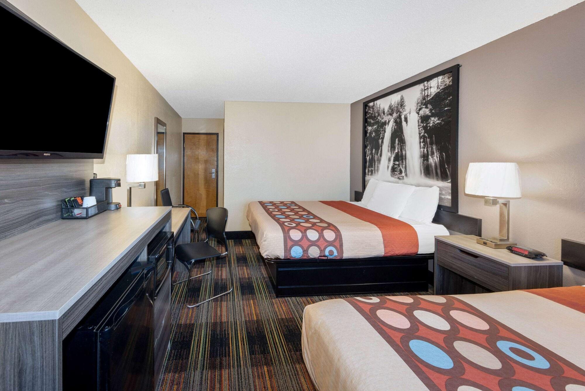 Super 8 By Wyndham Kansas City At Barry Road/Airport Εξωτερικό φωτογραφία