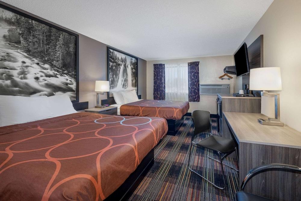 Super 8 By Wyndham Kansas City At Barry Road/Airport Εξωτερικό φωτογραφία
