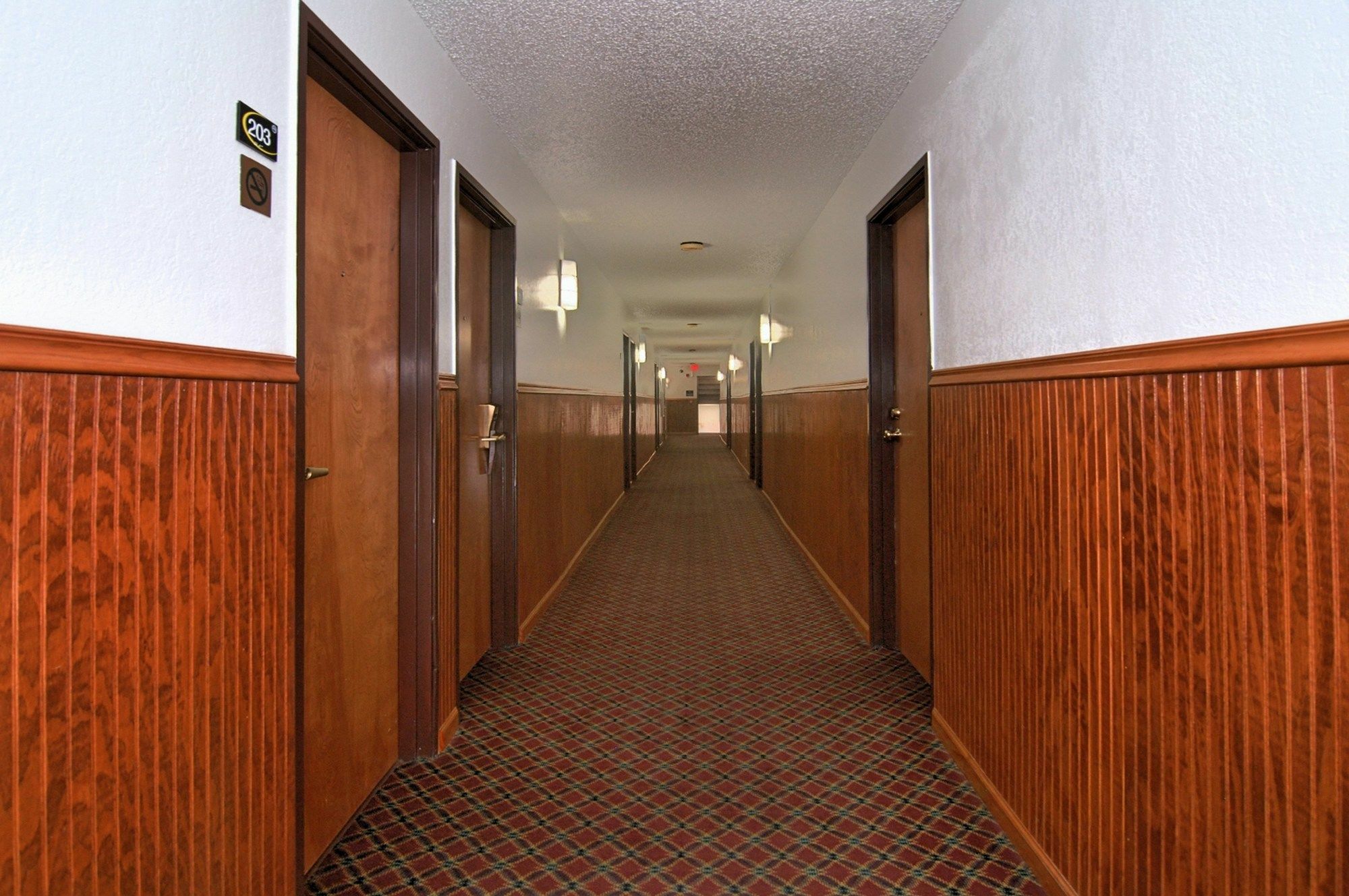 Super 8 By Wyndham Kansas City At Barry Road/Airport Εξωτερικό φωτογραφία